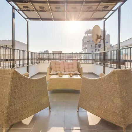 Foinikoudes 1 Bedroom Larnaca